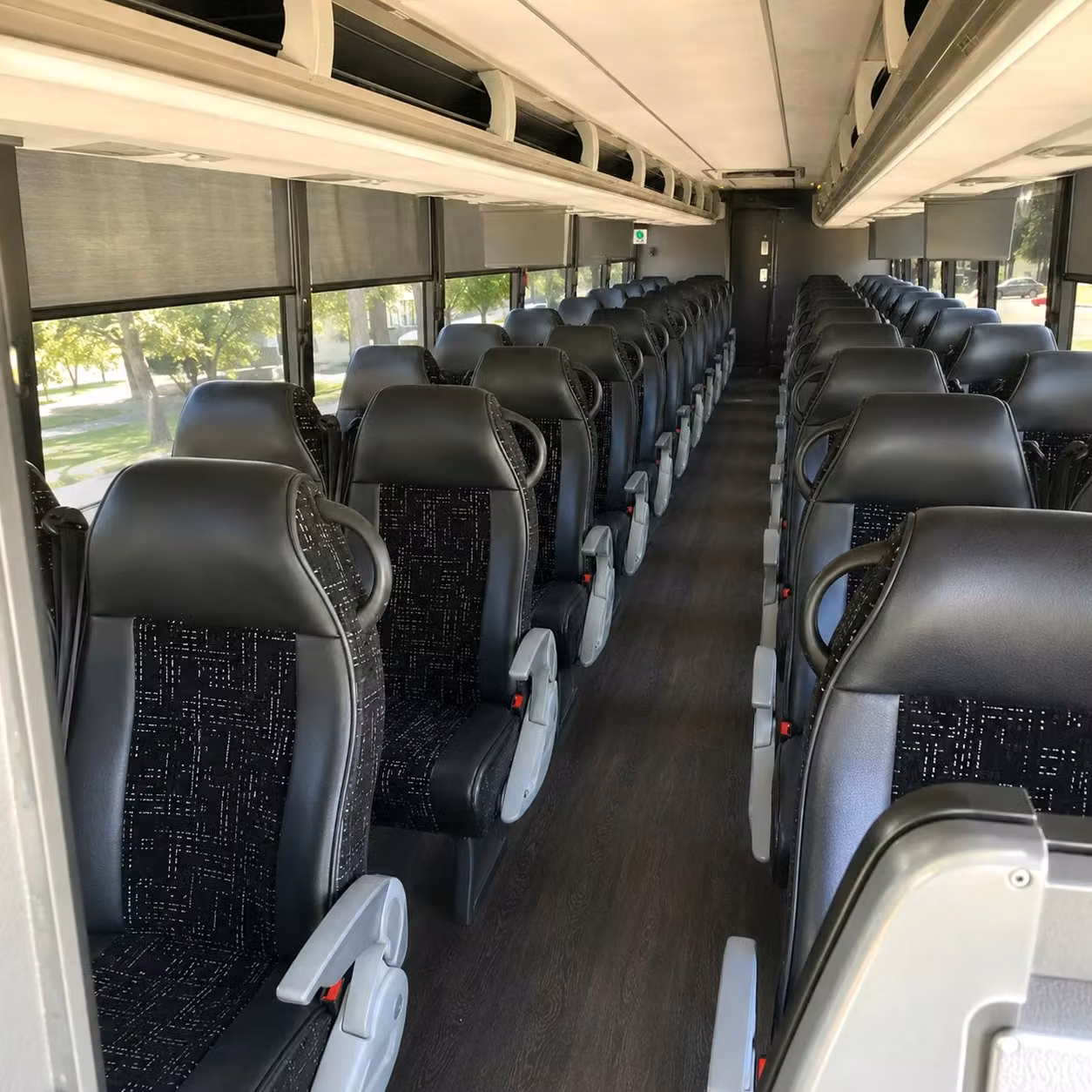 book charter buses for multi stop and long distance nyc field trips