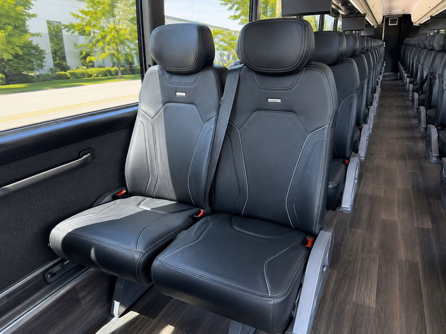brooklyn and queens wedding guest shuttles made easy
